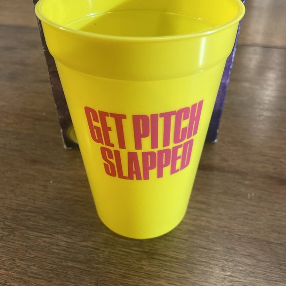 PITCH PERFECT - Aca-Awesome DVD Gift Box Set - Limited Edition - Picture 8 of 12